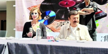 selami-sahin-imc-muzik-gunlerine-konuk-oldu-d4C8Bfvy.jpg