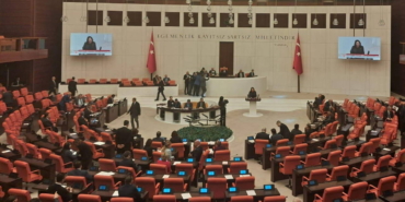 sera-kadigil-usaktaki-sevgi-evlerine-iliskin-iddialari-meclis-gundemine-tasidi-dQ6INGnR.jpg