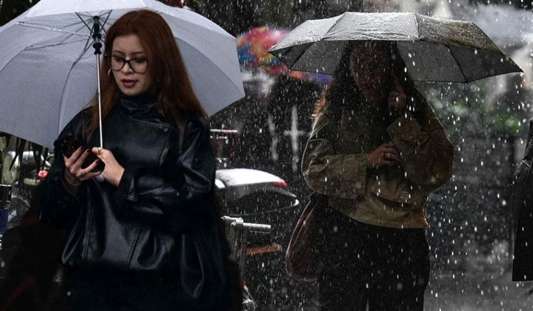 son-dakika-meteoroloji-saat-verip-uyardi-bugun-44-yarin-30-kentte-alarm-istanbul-ankara-H89jVsDQ.jpg