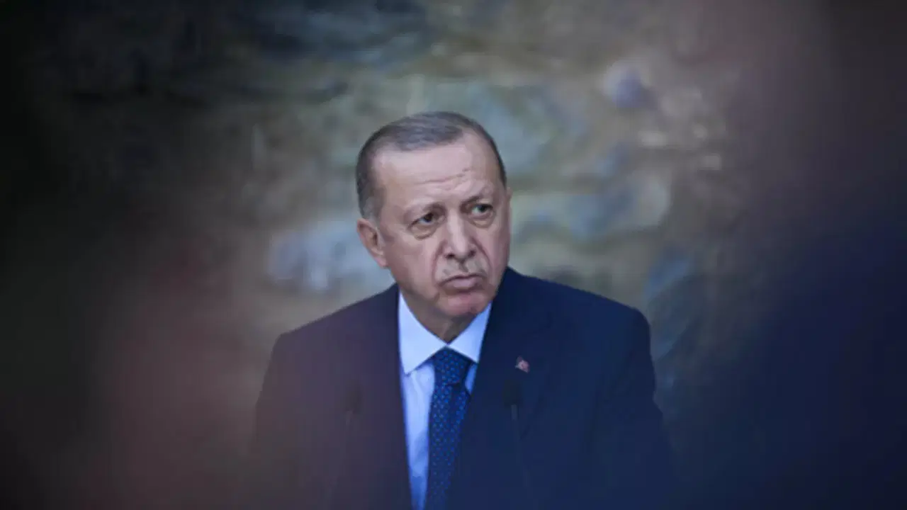 son-secim-anketinin-sonuclari-erdogan-bu-senaryolarda-kaybediyor-kcVwBNAv.jpg
