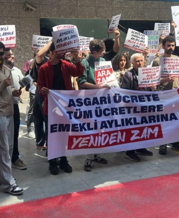 tencere-tavali-asgari-ucret-ve-emekli-maasi-eylemi-GfICWbbu.jpg