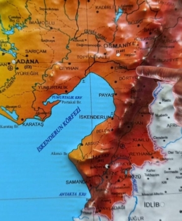 uzmandan-7-uzeri-deprem-iddialarina-net-yanit-o-bolgeyi-isaret-ederek-uyardi-XQeGaEUf.jpg