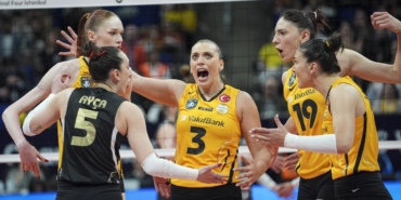 vakifbank-sampiyonlar-liginde-finale-yukseldi-pMrxsOJU.jpg