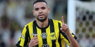 youssef-en-nesyri-icin-siraya-girdiler-RWyxbhdw.jpg